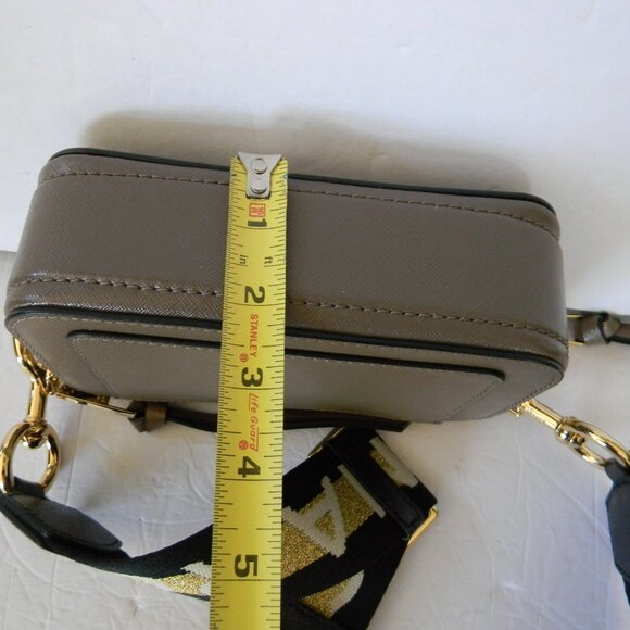 MARC JACOBS SNAPSHOT COLORBLOCK NEUTRAL COLORS SAFFIANO LEATHER CROSSBODY BAG - Picture 6 of 11